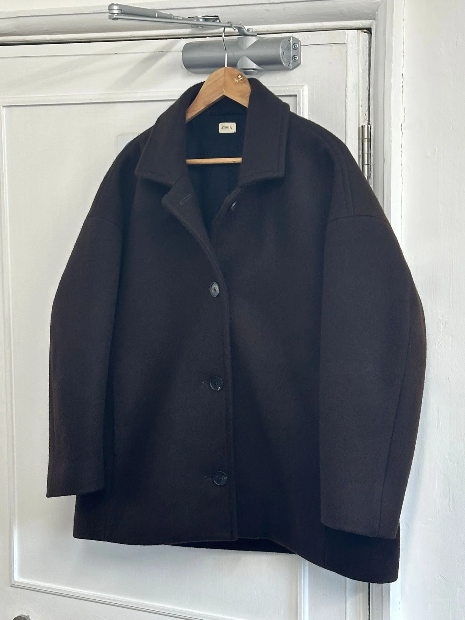 Atwin The Label - The Coat In Brown Wool Melton - Image 3