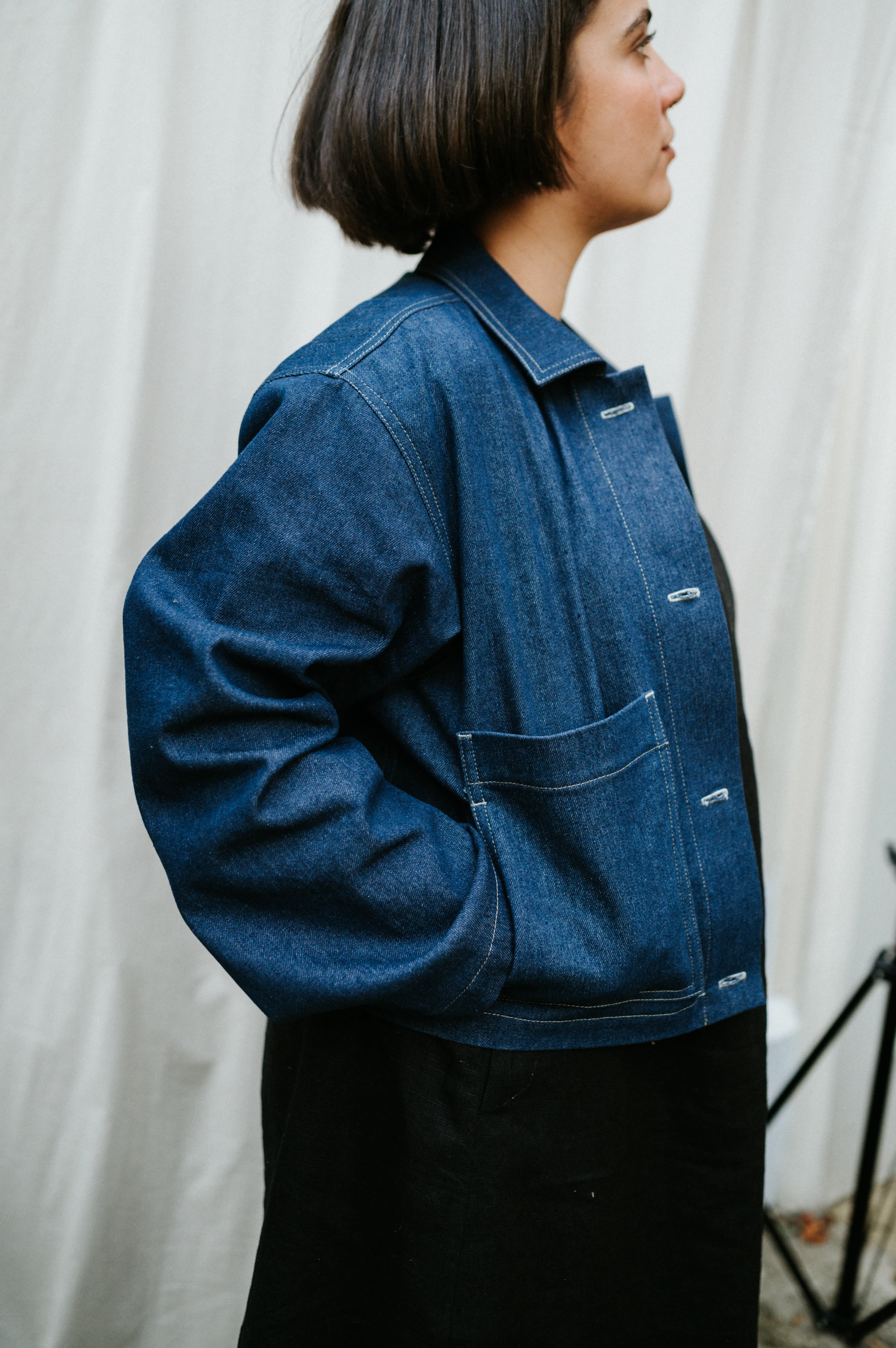 Atwin The Label - The Workwear Jacket In Indigo Denim - Image 3