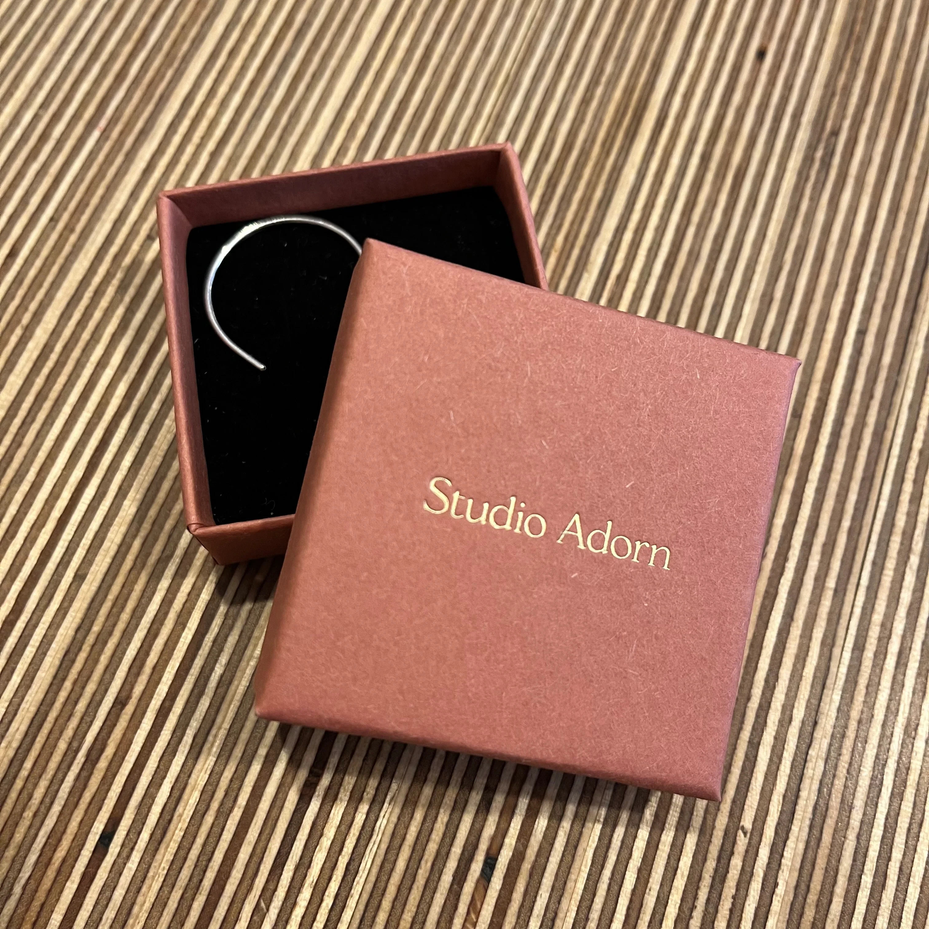 Studio Adorn - Sterling Silver Curve Ear Thread - Image 3